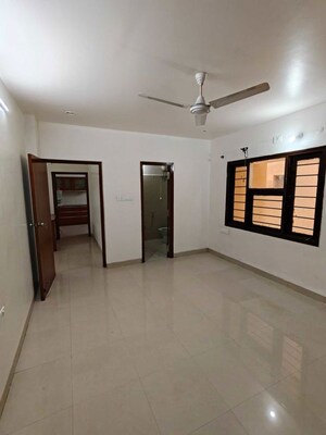 Room in  Apartment at Hill Ridge Springs, Gachibowli – for Rent