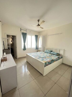 Bedroom in 2 BHK Apartment at Prestige Royale Gardens, Gantiganahalli – for Rent