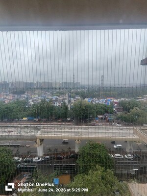 Plot Area in 2 BHK Apartment at Ruparel Orion, Chembur – for Sale