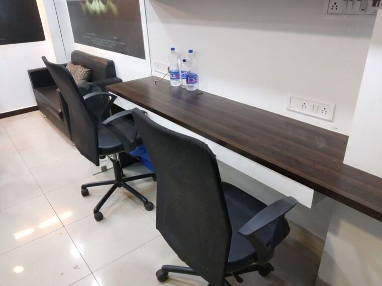 Team Area, om-heera-panna-mall Commercial Office Space 250 Sq.Ft. In Andheri West Mumbai 10473835