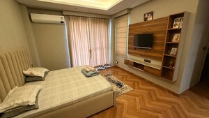 Bedroom in 3 BHK Builder Floor at Auram Floor, South City 2 – for Rent