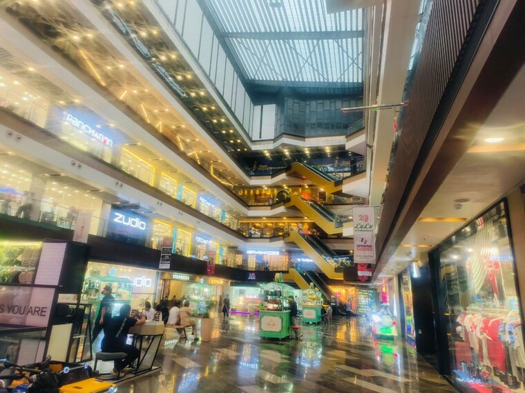 Exterior View, adihm-ithums-galleria Commercial Shop 290 Sq.Ft. In Alpha Ii Greater Noida Greater Noida 10473857