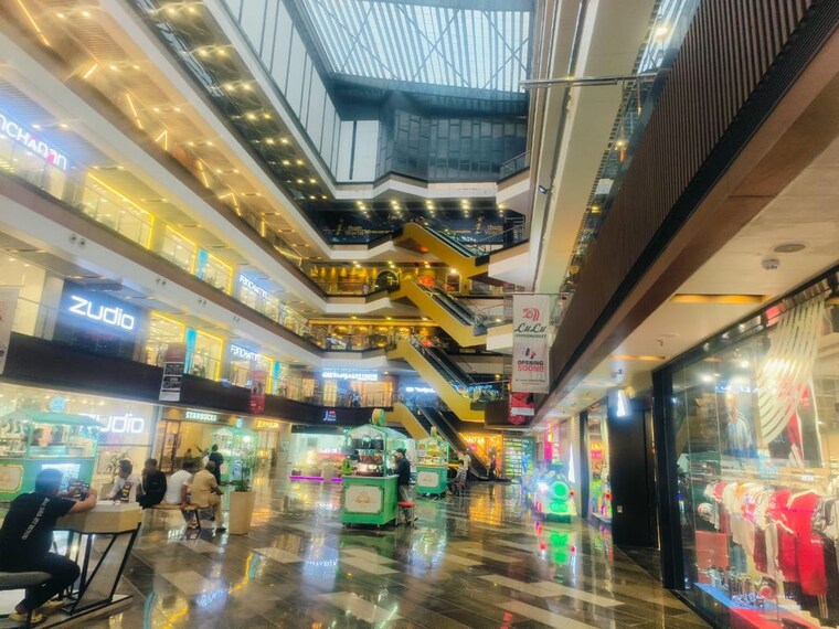 Gym, adihm-ithums-galleria Commercial Shop 290 Sq.Ft. In Alpha Ii Greater Noida Greater Noida 10473857