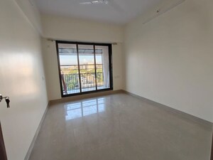 Room in 3 BHK Apartment at Chembur – for Rent