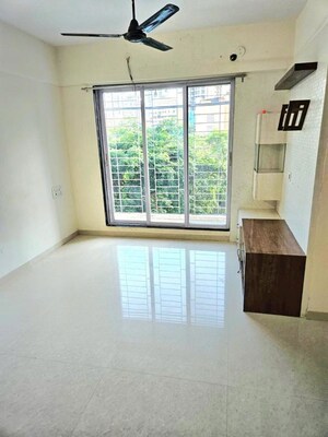 2 BHK Apartment For Rent in Cosmos Classique, Ghodbunder Road