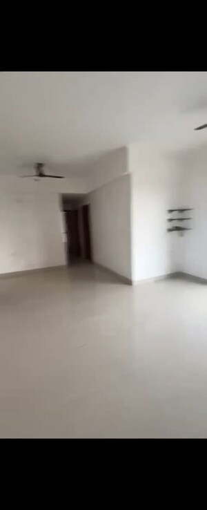 Room in 3 BHK Apartment at ATS Dolce Phase 2, Zeta I Greater Noida – for Sale