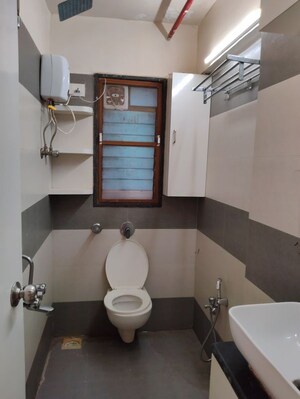 Attached Bathroom in 1 BHK Apartment at Matanpur Nagar – for Rent