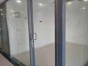  Office Space For Sale in Adihm Ithums Galleria, Alpha Ii Greater Noida