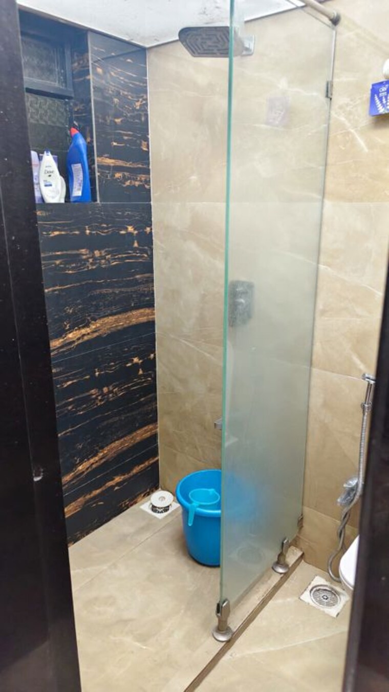 Bathroom, k-raheja-vihar 2 Bedroom 1030 Sq.Ft. Apartment In Powai Mumbai 10473975