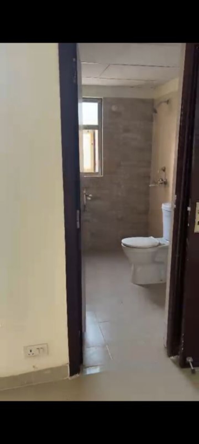Bathroom, amrapali-centurian-park 4 Bedroom 2070 Sq.Ft. Apartment In Tech Zone 4 Greater Noida Greater Noida 10304585