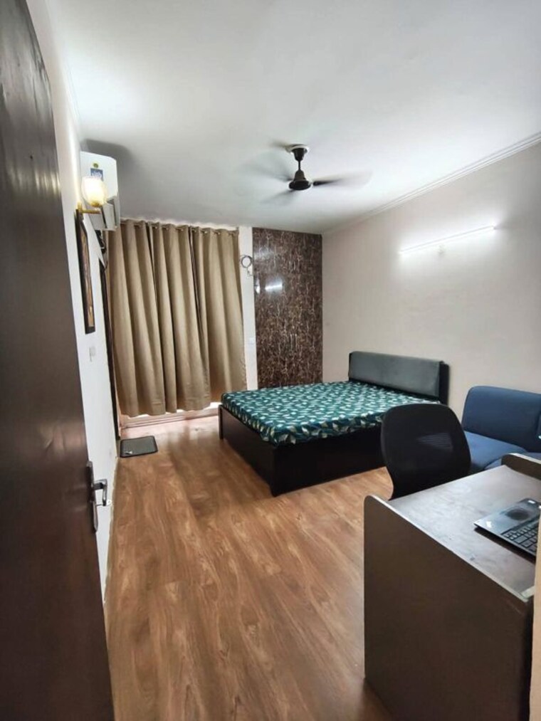 Living Room, lucky-the-palm-valley 2 Bedroom 950 Sq.Ft. Apartment In Sector 1 Greater Noida Greater Noida 10474013