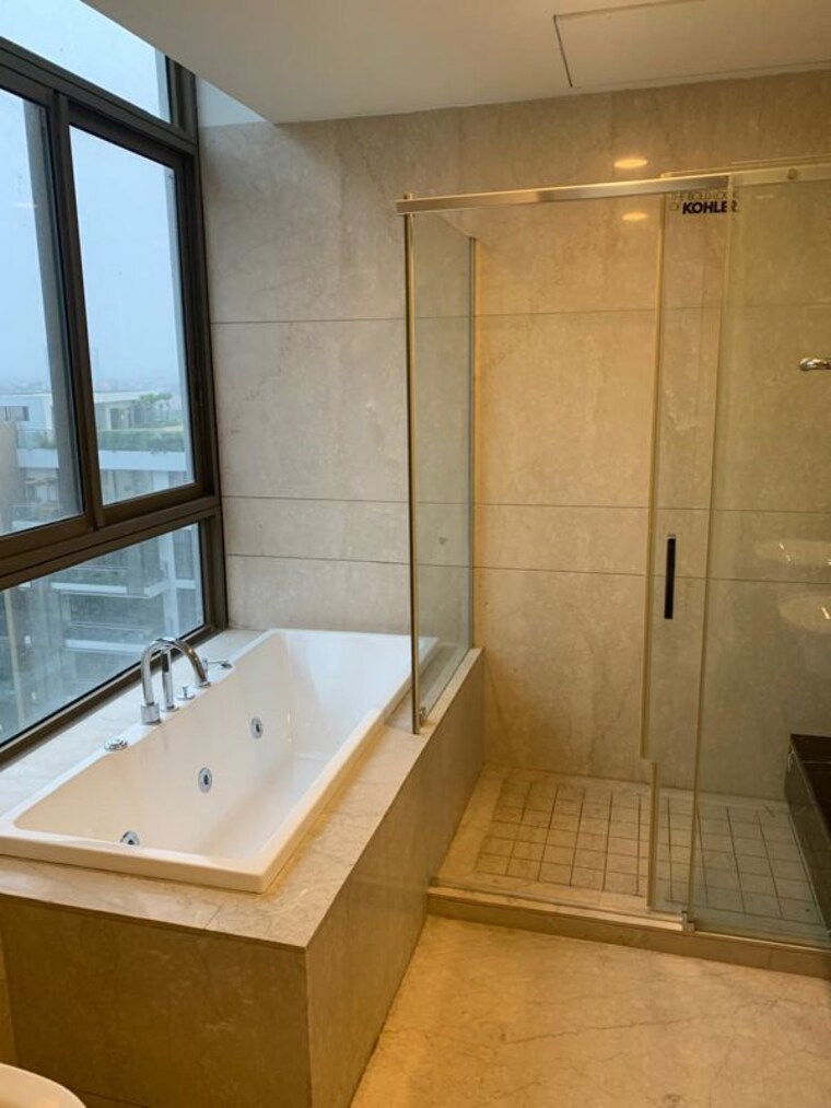 Bathroom, m3m-golf-estate-fairway-east 3 Bedroom 3900 Sq.Ft. Apartment In Sector 65 Gurgaon 10474070