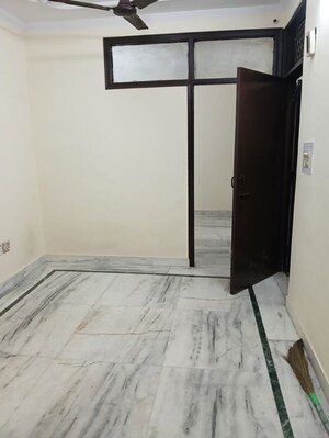 1 BHK Builder Floor For Rent in Kalkaji