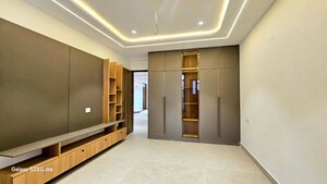 Room in 3 BHK Apartment at Vip Road – for Sale
