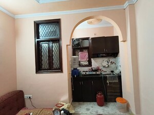 1 BHK Builder Floor For Rent in Govindpuri