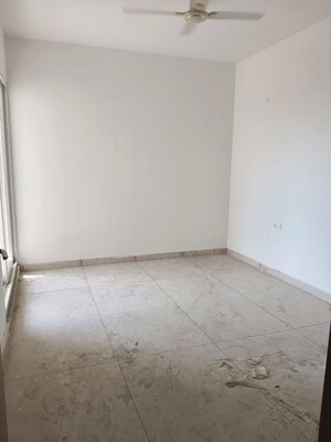 Room in 3 BHK Apartment at Malwa Escon Primera, International Airport Road – for Rent