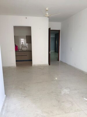 Room in 3 BHK Apartment at Malwa Escon Primera, International Airport Road – for Rent