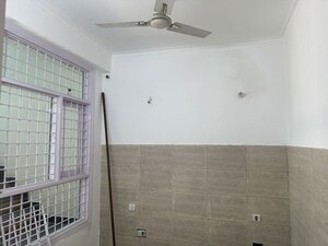  3.5 BHK Builder Floor at Sushant Lok Iii – for Rent