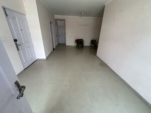 Room in 3.5 BHK Builder Floor at Sushant Lok Iii – for Rent