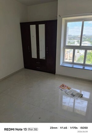 Room in 2 BHK Apartment at Vajram Newtown, Thanisandra Main Road – for Rent