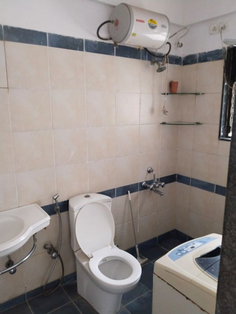 Bathroom, lunkad-amazon 2 Bedroom 1256 Sq.Ft. Apartment In Viman Nagar Pune 10474374