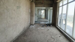 Room in  Office Space at Omaxe Sun, Sector 79 – for Sale