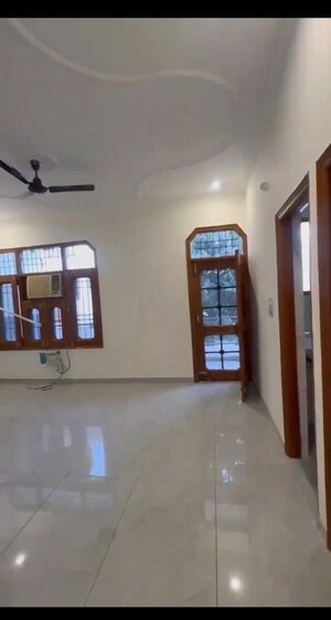 Hall in 3 BHK Independent House at Sector 21 – for Rent