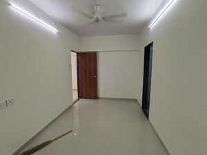 Bedroom in 3 BHK Apartment at Chembur – for Rent