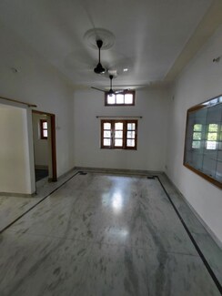 1 BHK + Store Room Builder Floor For Rent in Ballupur