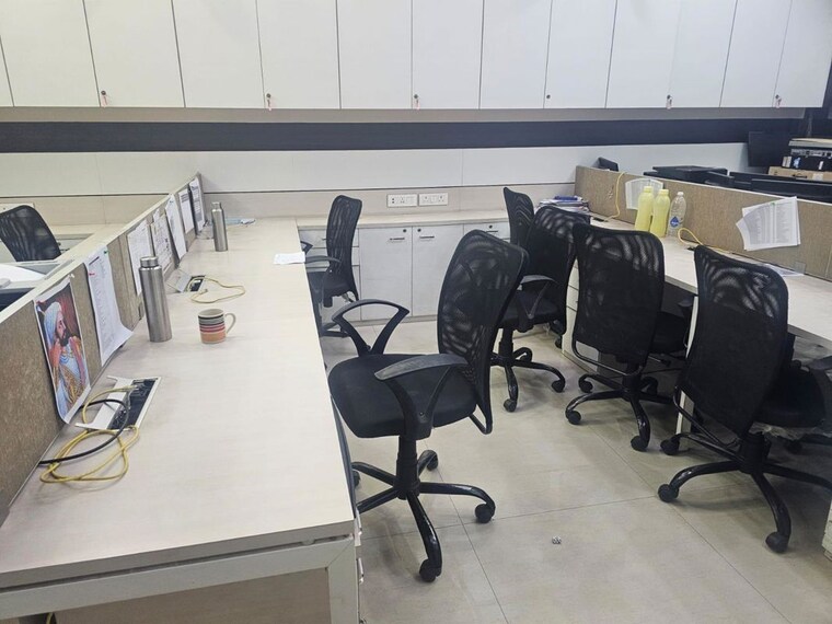 Team Area, marathon-icon Commercial Office Space 1290 Sq.Ft. In Lower Parel Mumbai 10474431