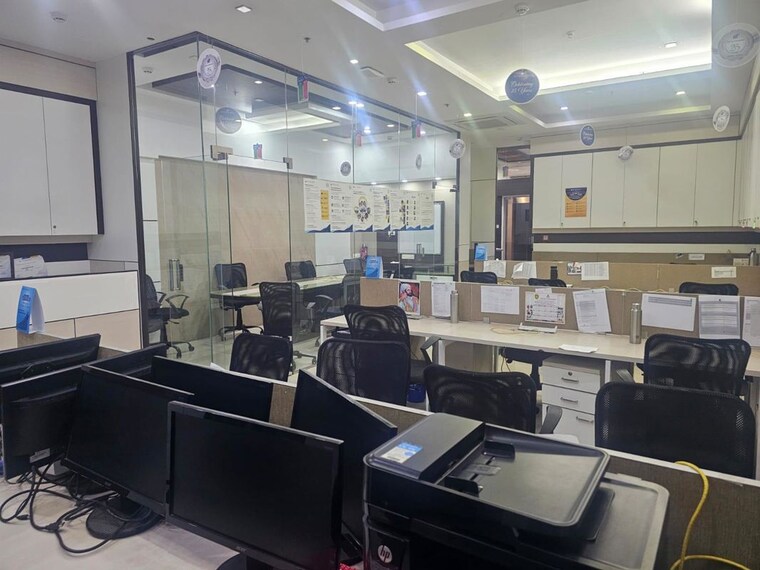 Team Area, marathon-icon Commercial Office Space 1290 Sq.Ft. In Lower Parel Mumbai 10474431