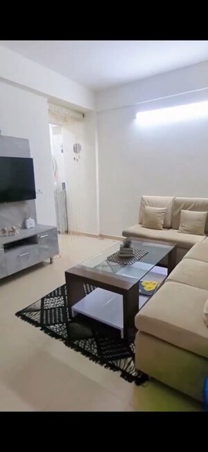 3 BHK Apartment For Rent in Puri Pranayam, Sector 82
