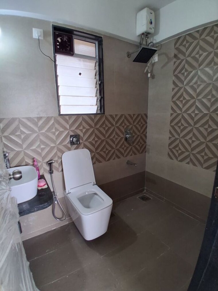 Bathroom, bharti-aarambh 2 Bedroom 800 Sq.Ft. Apartment In Chembur Mumbai 10474455