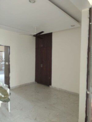 Room in 3 BHK Apartment at Kharar Road – for Rent