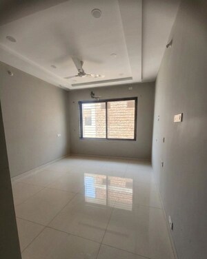 Room in 4 BHK Villa at Bhatagaon – for Rent