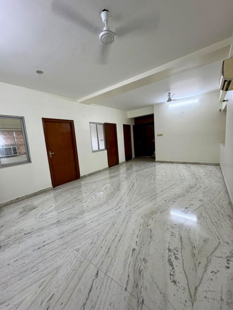 Room, purti-seasons 3 Bedroom 1361 Sq.Ft. Apartment In New Alipore Kolkata 10474456