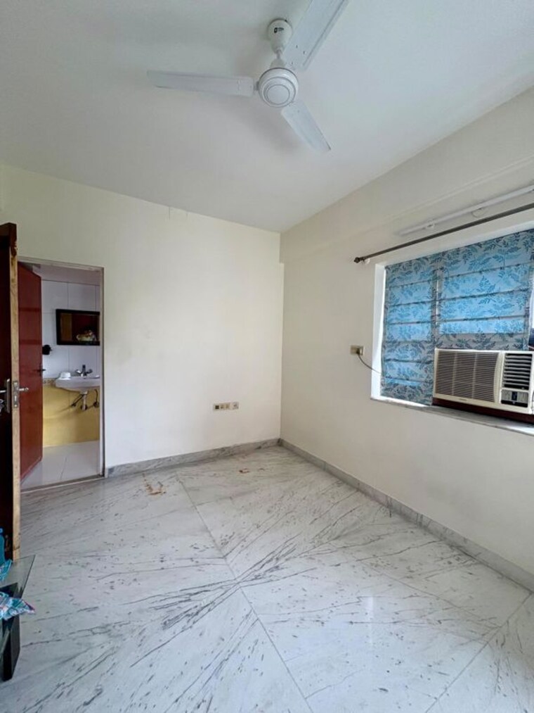 Room, purti-seasons 3 Bedroom 1361 Sq.Ft. Apartment In New Alipore Kolkata 10474456