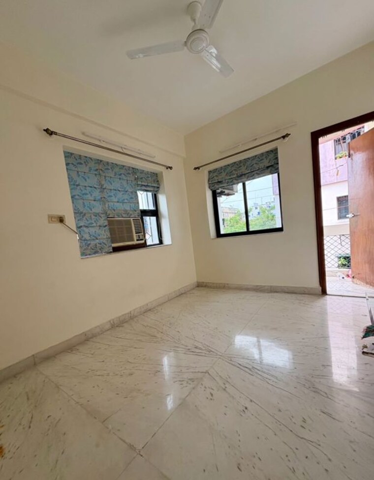 Room, purti-seasons 3 Bedroom 1361 Sq.Ft. Apartment In New Alipore Kolkata 10474456