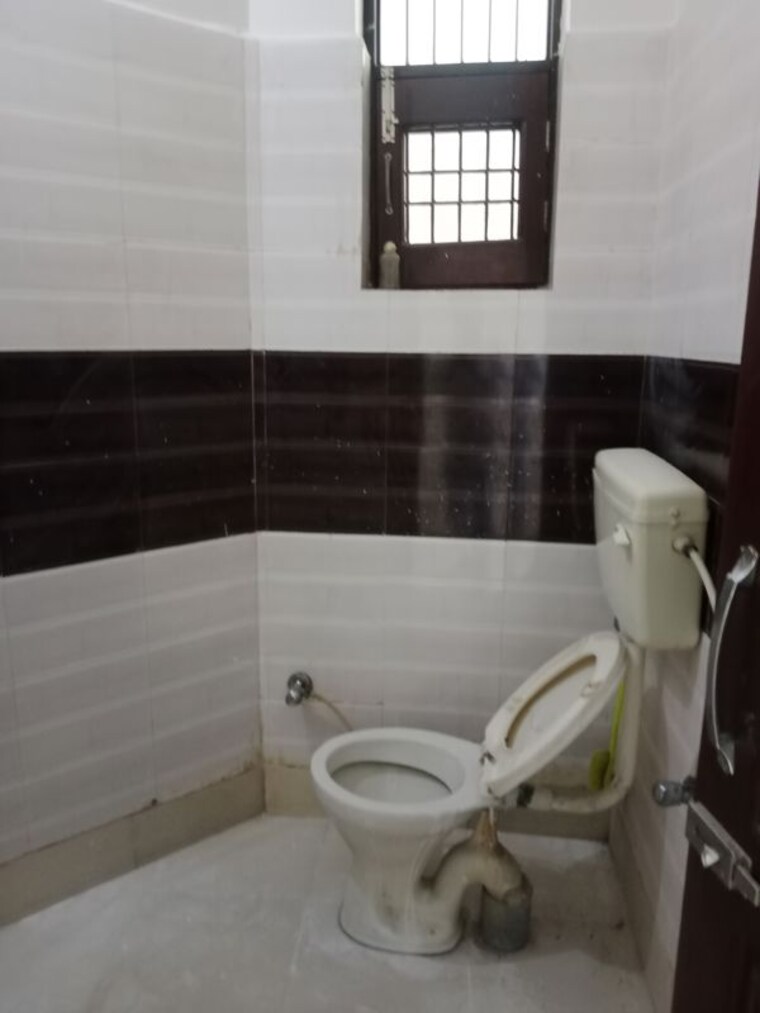 Bathroom, huda 3.5 Bedroom 1836 Sq.Ft. Independent House In Huda Panipat 10474465