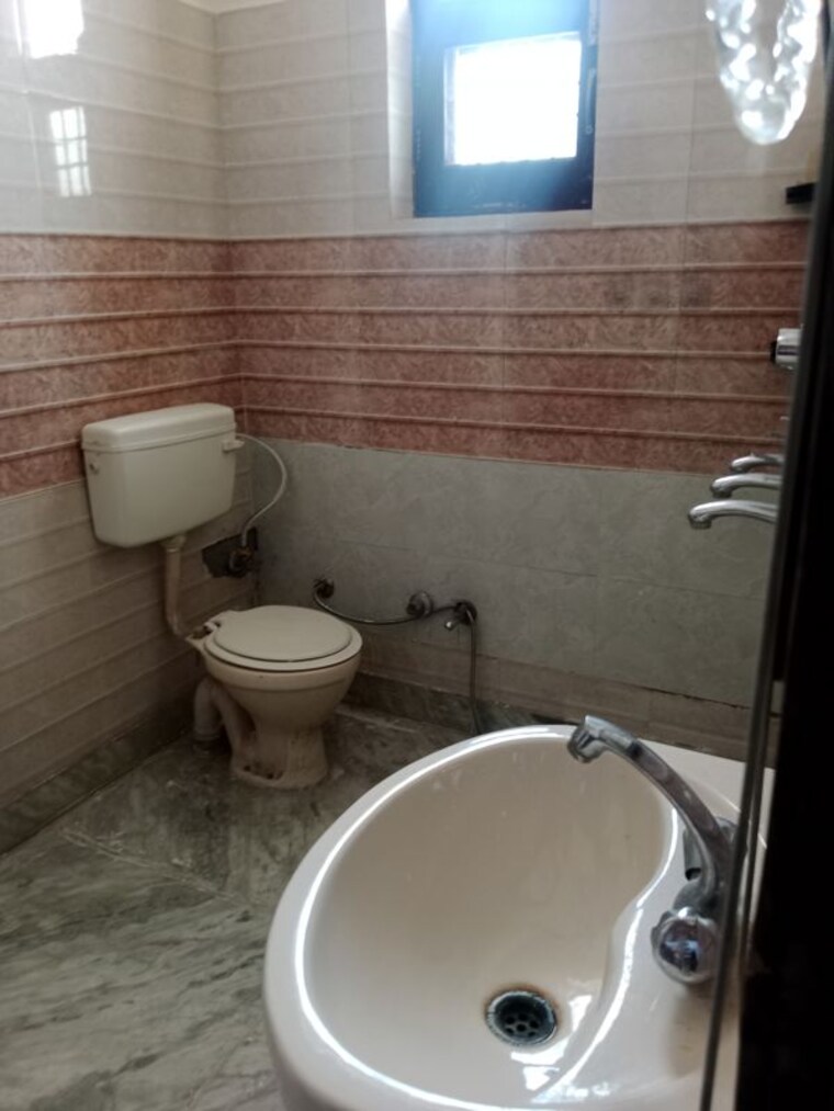 Bathroom, huda 3.5 Bedroom 1836 Sq.Ft. Independent House In Huda Panipat 10474465