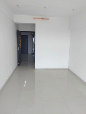 Room in 2 BHK Apartment at UK Iridium, Kandivali East – for Rent