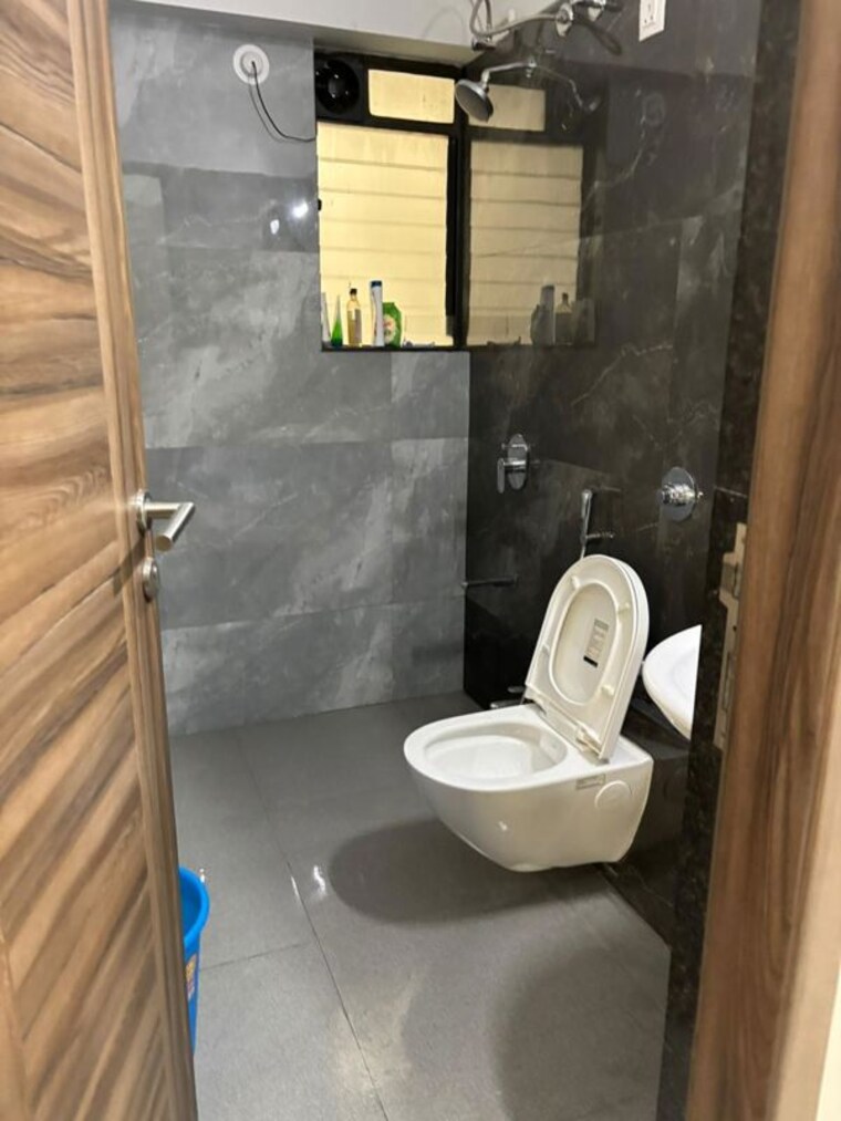 Bathroom, kakkad-la-vida 3 Bedroom 1500 Sq.Ft. Apartment In Balewadi Pune 10474527
