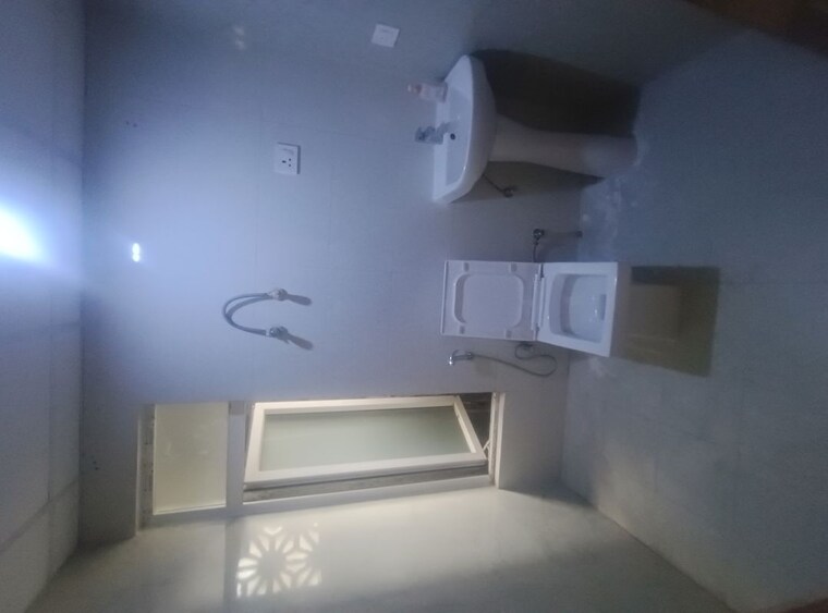 Bathroom, earthcon-casa-grande-ii  1325 Sq.Ft. Apartment In Chi V Greater Noida Greater Noida 10474475