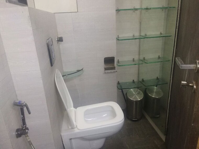 Bathroom, shantivan-chs-andheri 1 Bedroom 650 Sq.Ft. Apartment In Andheri West Mumbai 10474521