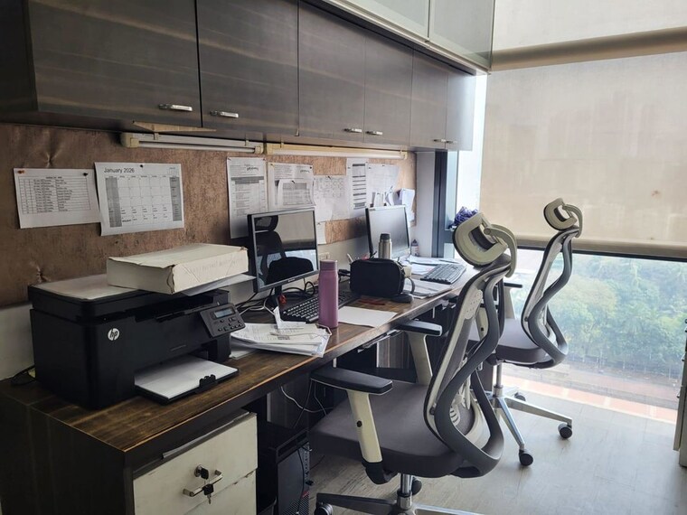 Gym, prabhadevi Commercial Office Space 980 Sq.Ft. In Prabhadevi Mumbai 10474536