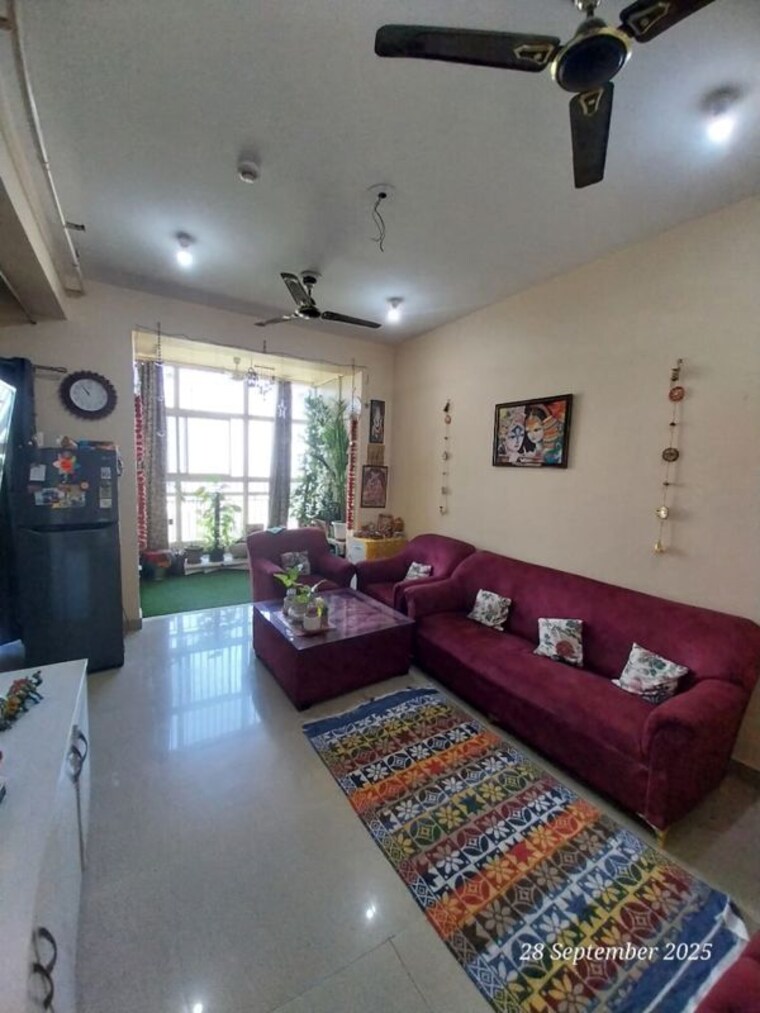 Living Room, omaxe-palm-greens 3 Bedroom 1700 Sq.Ft. Apartment In Mu Greater Noida Greater Noida 10474563