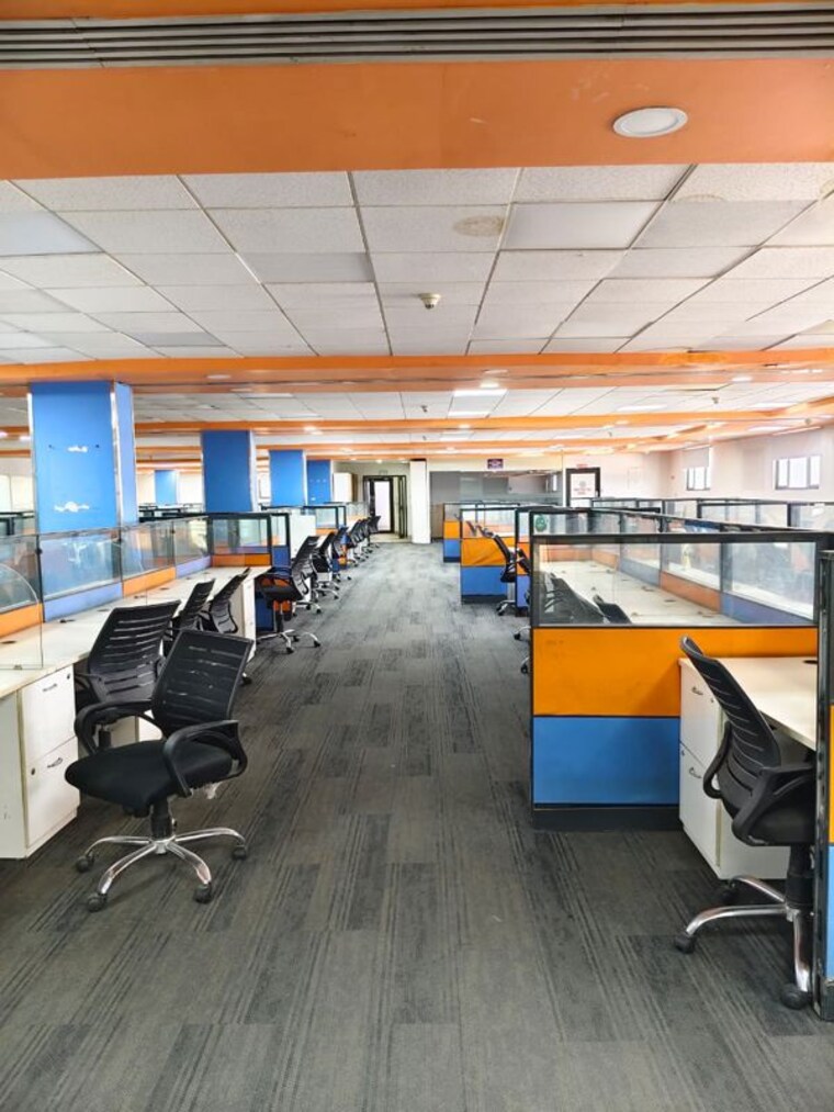 Gym, sector 63 Commercial Office Space 10500 Sq.Ft. In Sector 63 Noida 10474317