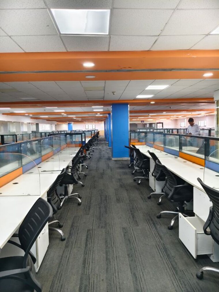 Gym, sector 63 Commercial Office Space 10500 Sq.Ft. In Sector 63 Noida 10474317