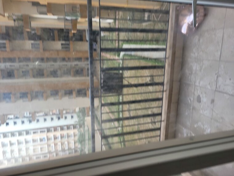 Balcony, amrapali-centurian-park-phase-ii 2 Bedroom 990 Sq.Ft. Apartment In Tech Zone 4 Greater Noida Greater Noida 10474575