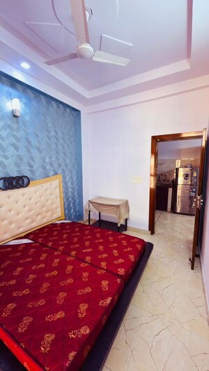 Bedroom in 2 BHK Builder Floor at Mayur Vihar 1 – for Rent